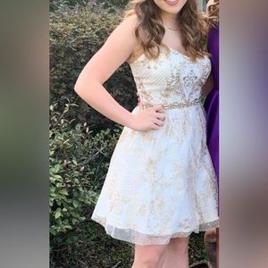 Size 7 Cocktail Dress brand Dear Moon